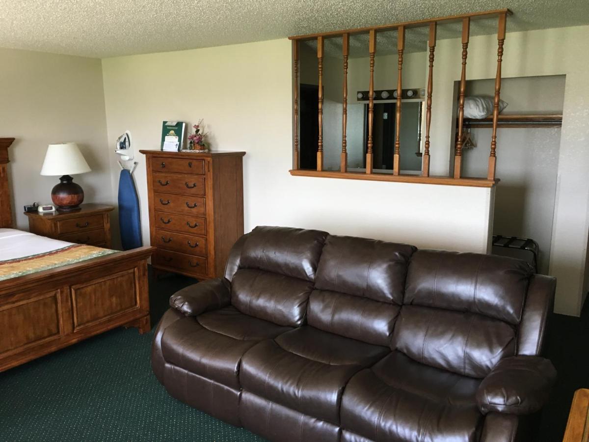Cassville Four Seasons Inn & Suites 외부 사진