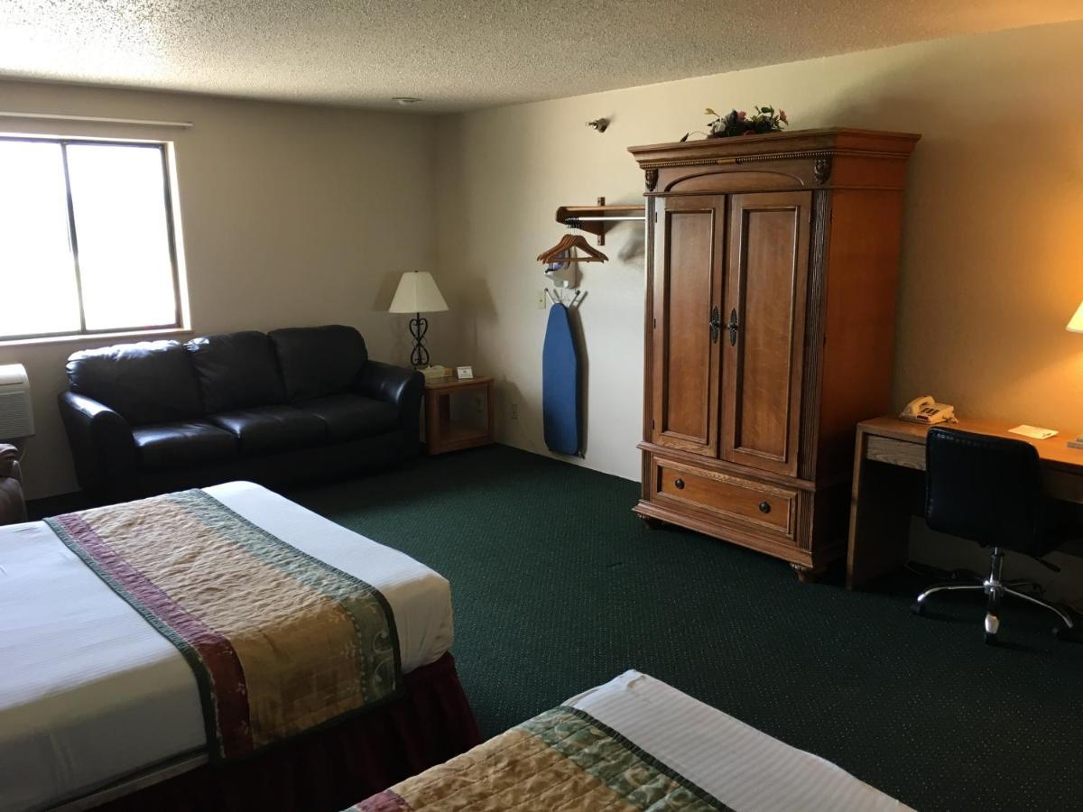 Cassville Four Seasons Inn & Suites 외부 사진